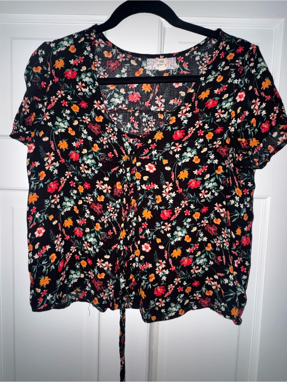 Pink Republic Floral Tie-Front Short Sleeve Top - Black with Multi Floral